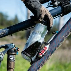 Blackburn Porte-bidon Carbon Side Entry Cage Right -Porte-bidons Soldes Boutique Blackburn Carbon Side Entry Cage Flaschenhalter Right 359002 e