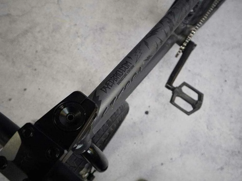 Dyedbro Kit De Protection De Cadre Sergio Layos BMX Signature Edition 5 Dyedbro Kit De Protection De Cadre Sergio Layos BMX Signature Edition – Image 3