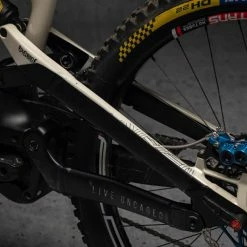 Dyedbro Kit De Protection Du Cadre De Vélo électrique Stay Free -Porte-bidons Soldes Boutique DYEDBRO Stay Free E Bike Rahmenschutz Kit EB 22211 3