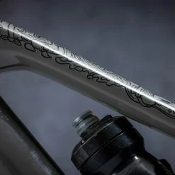 Kit De Protection De Cadre Juay X Dyedbro 10 Kit De Protection De Cadre Juay X Dyedbro -Porte-bidons Soldes Boutique Dyedbro Juay x Dyedbro Rahmenschutz Kit DBF11305 2