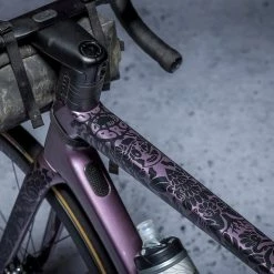 Dyedbro Kit De Protection De Cadre Victor Brousseaud AS Gravel -Porte-bidons Soldes Boutique Dyedbro Victor Brousseaud AS Gravel Rahmenschutz Kit GB 33322 2